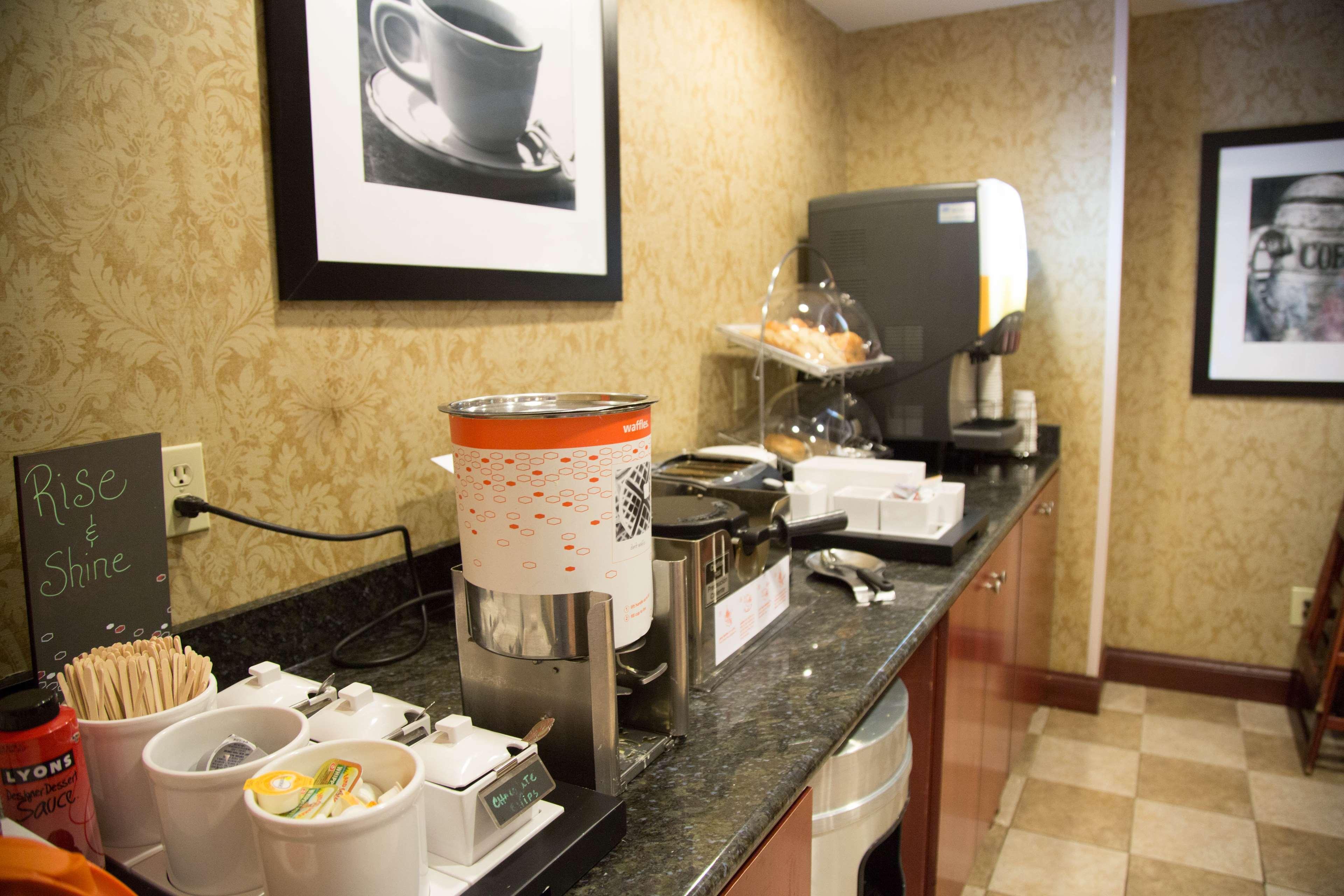 Hampton Inn Morehead Bagian luar foto