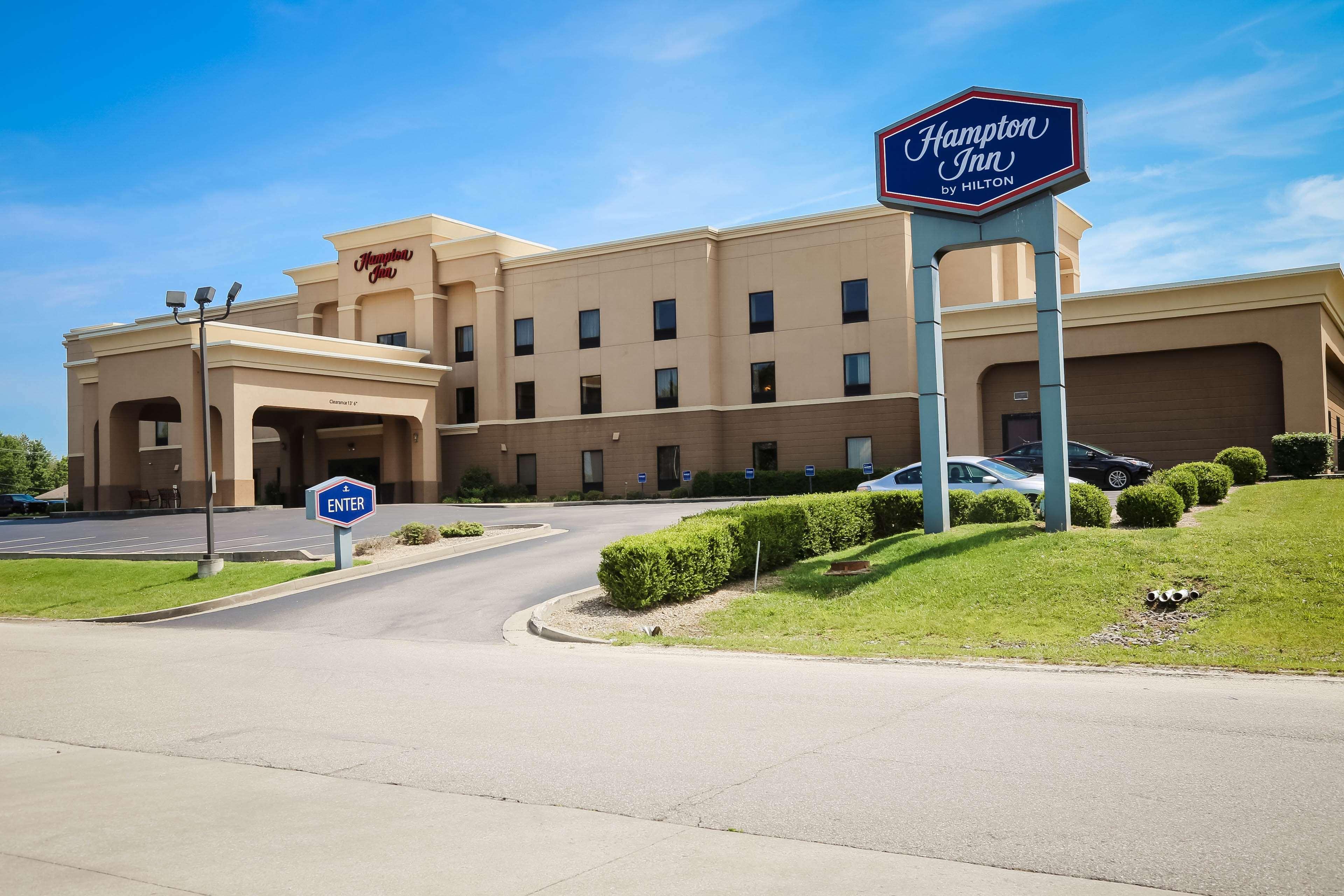 Hampton Inn Morehead Bagian luar foto