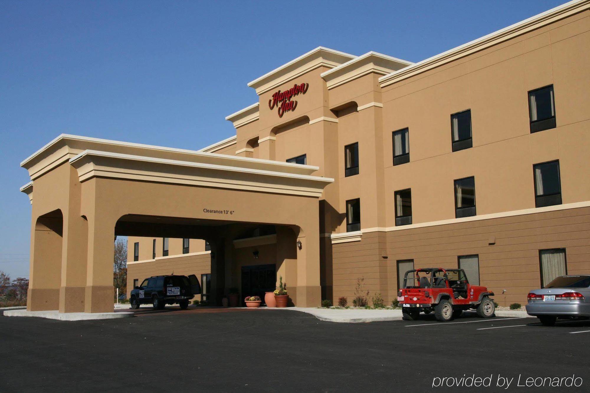 Hampton Inn Morehead Bagian luar foto